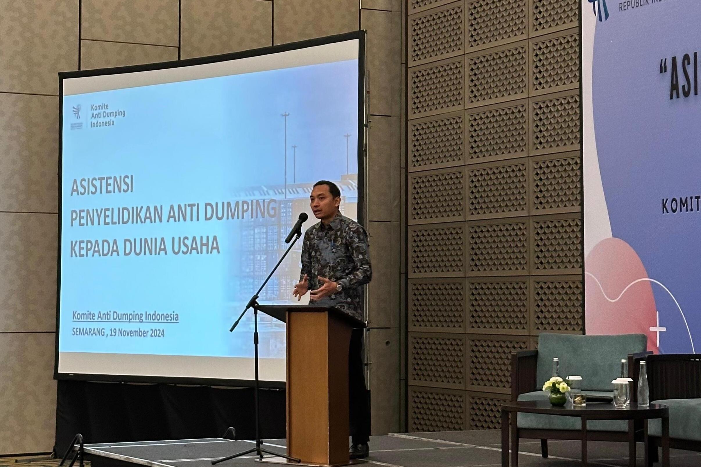 Ketua KADI Membuka Kegiatan Asistensi Kepada Dunia Usaha Tentang Penyelidikan Anti Dumping